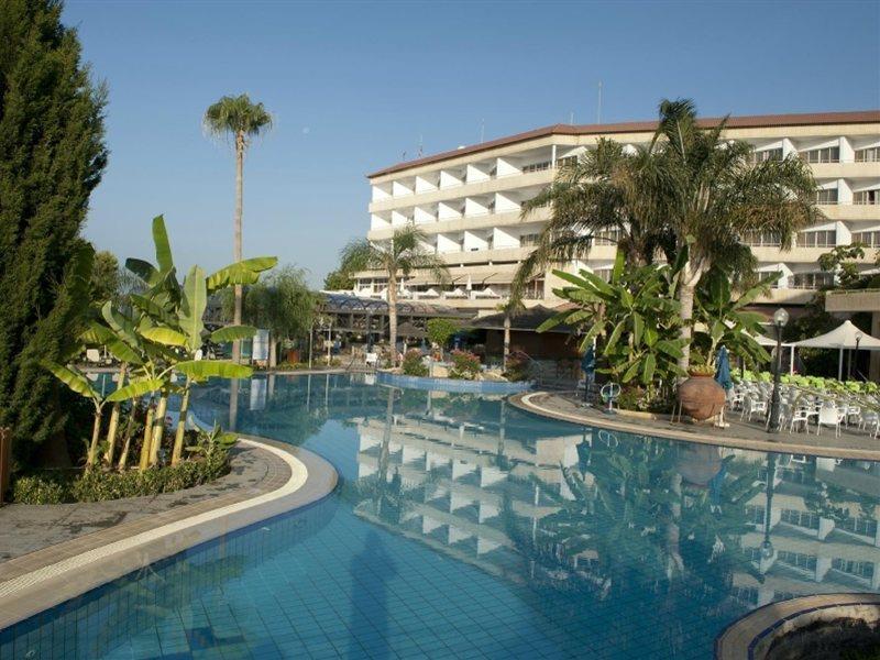 Atlantica Bay - Adults Only Hotel Limassol Eksteriør billede